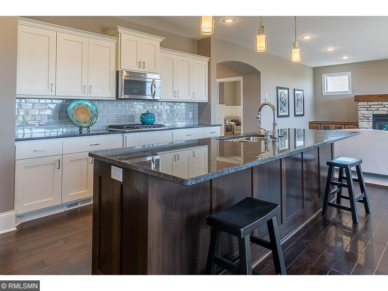 15924 Ethan Trl N, Hugo, MN 55038
