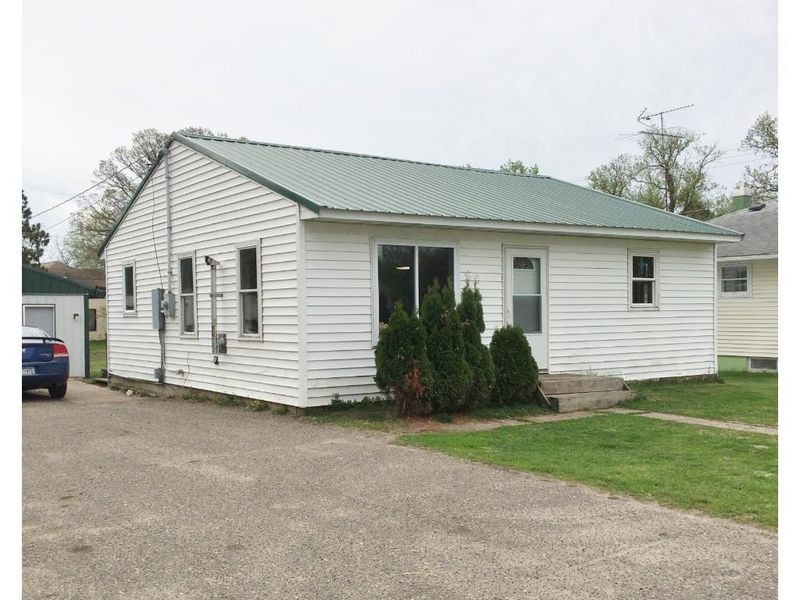107 SE Butler St, Verndale, MN 56481