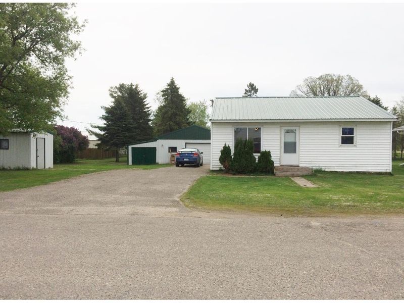 107 SE Butler St, Verndale, MN 56481