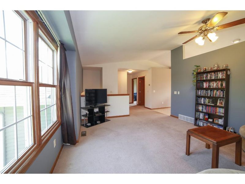 3534 Briarcrest Dr, Eau Claire, WI 54701