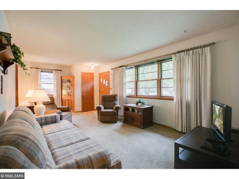 655 Jefferson St, Anoka, MN 55303