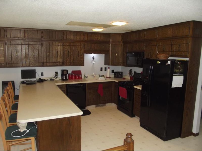 27 4th Ave NW, Saint Joseph, MN 56374