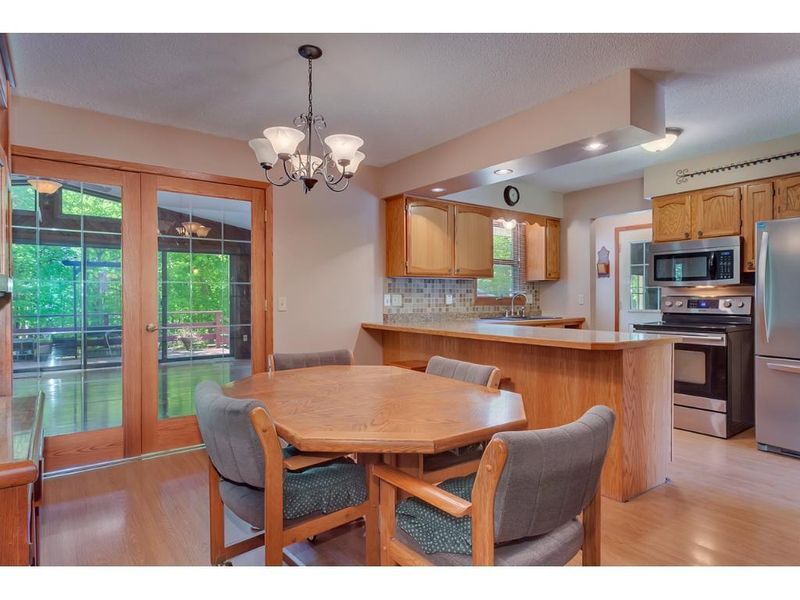 6923 Nugent Ave NW, Annandale, MN 55302