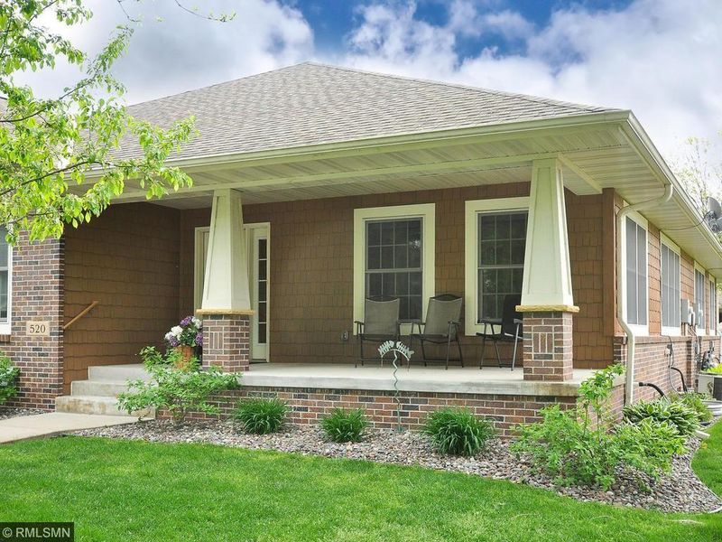 520 W 3rd St, Monticello, MN 55362