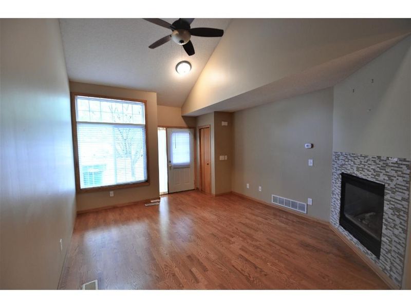 1302 124th Ave NE, Blaine, MN 55434