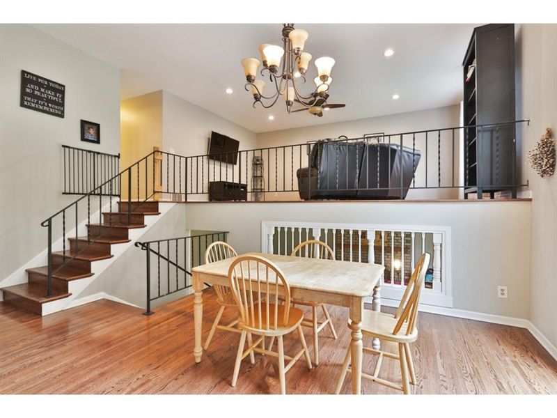 2938 Chippewa Ave, Maplewood, MN 55109
