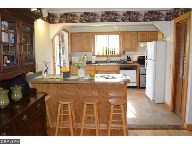 210 8th St NE, Crosby, MN 56441
