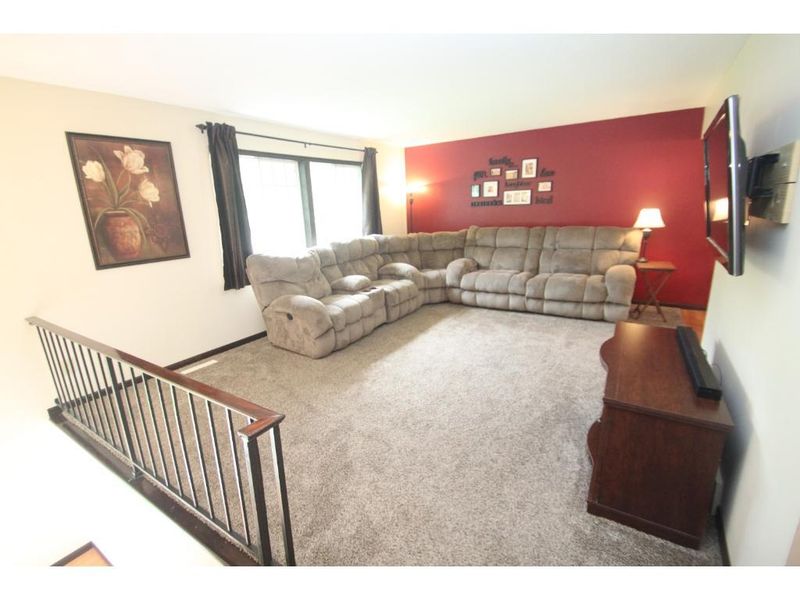 14416 Vintage St NW, Andover, MN 55304