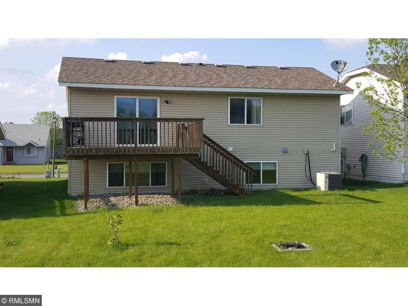 600 7th St S, Sartell, MN 56377