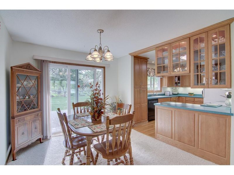 4466 Lexington Ave N, Shoreview, MN 55126
