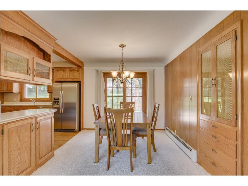 57 Demont Ave W, Little Canada, MN 55117