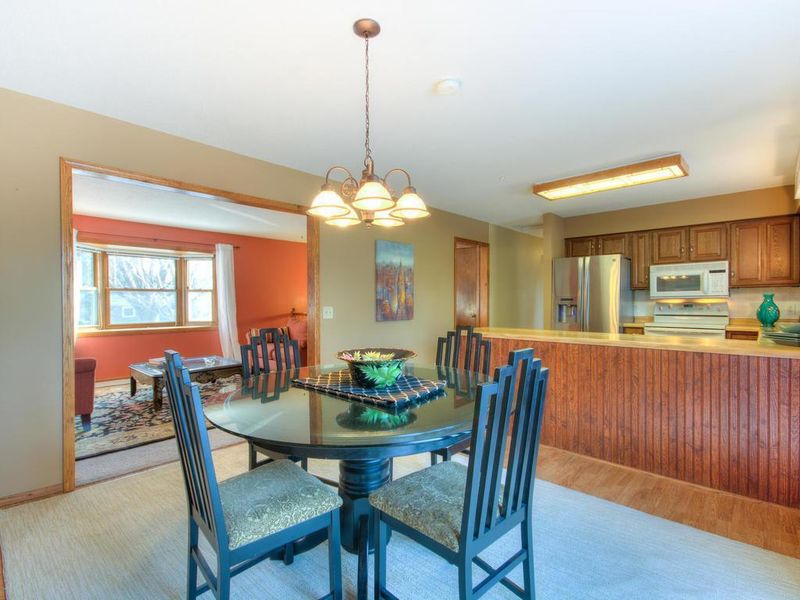 7432 Hyde Ave S, Cottage Grove, MN 55016