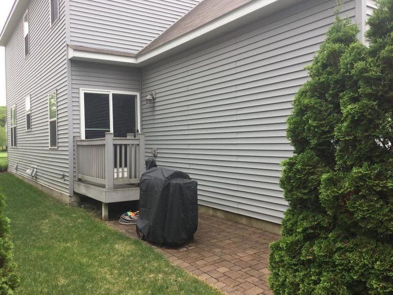 4661 Village Square Blvd N, Shakopee, MN 55379