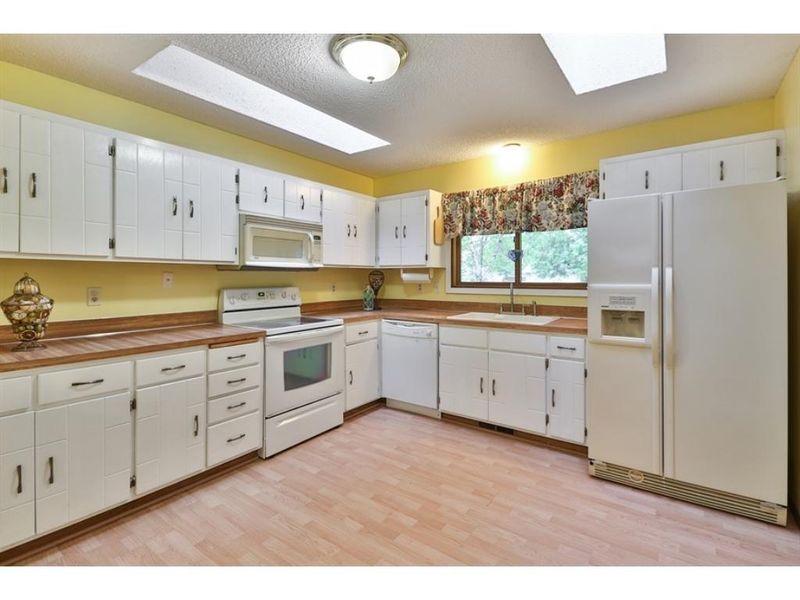 12008 Pennsylvania Ave N, Champlin, MN 55316