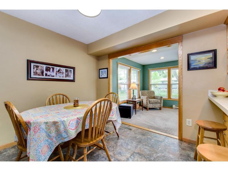 820 66th Ave NE, Minneapolis, MN 55432