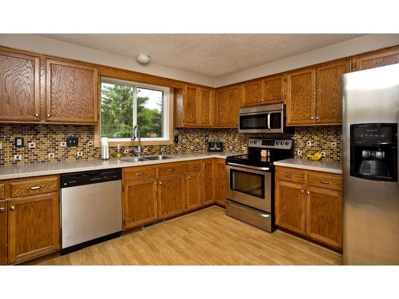 12631 92nd Pl N, Maple Grove, MN 55369