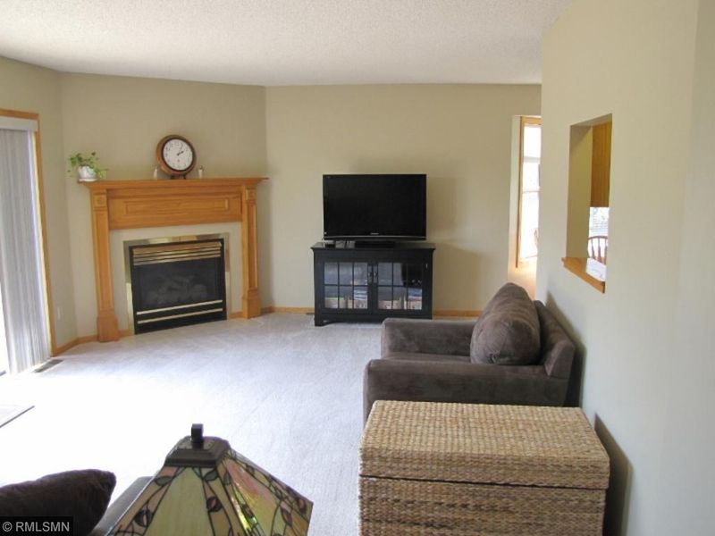 14344 Estates Ave, Apple Valley, MN 55124