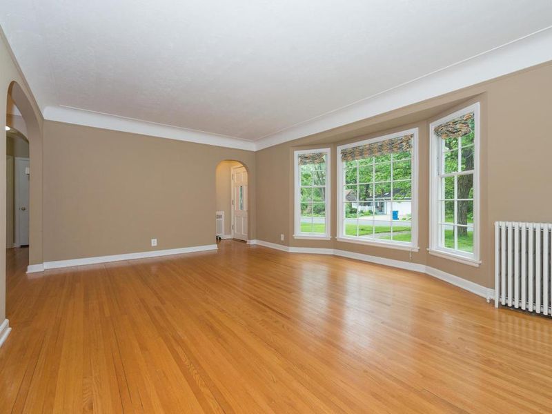 7044 Irving Ave S, Richfield, MN 55423