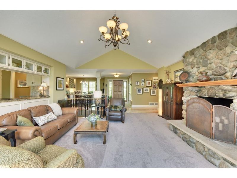 8276 Scandia Rd, Waconia, MN 55387