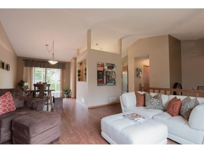 1605 Boardwalk, Eagan, MN 55122