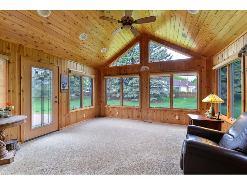 5951 Scenic Pl, Shoreview, MN 55126
