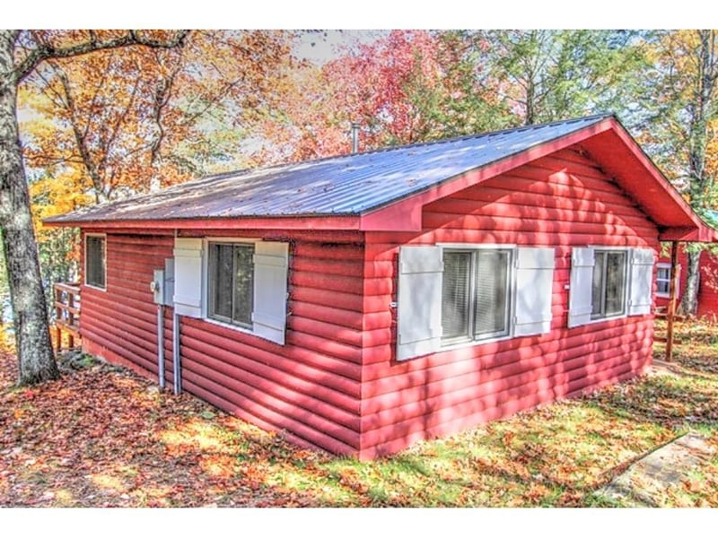 9850 W Chippewa Flowage Rd, Couderay, WI 54828