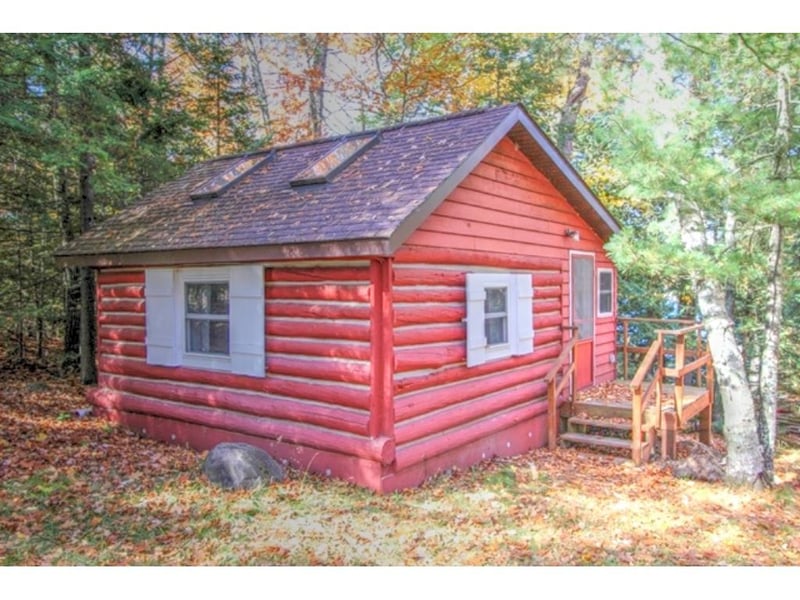 9850 W Chippewa Flowage Rd, Couderay, WI 54828