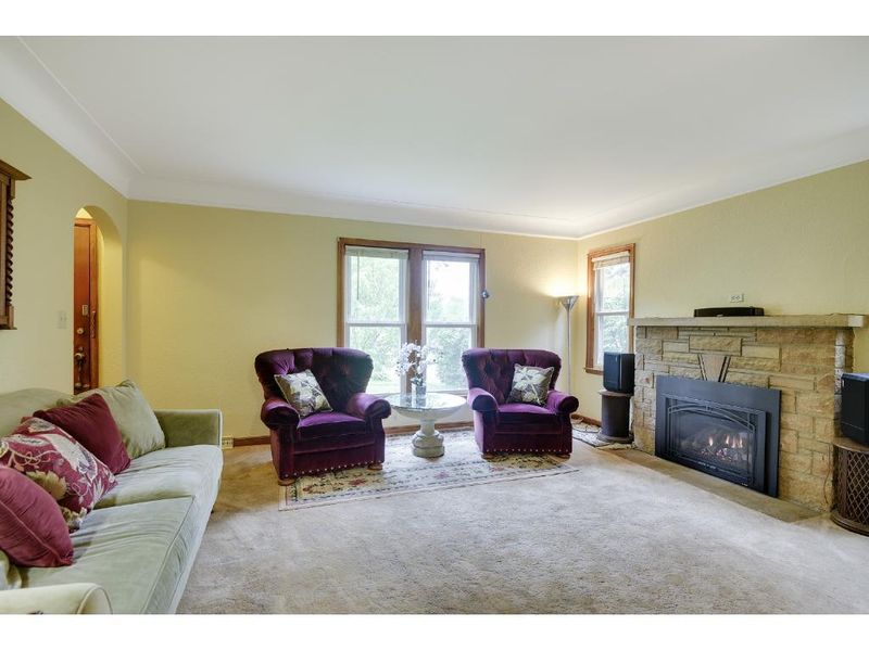 2222 Quincy St NE, Minneapolis, MN 55418