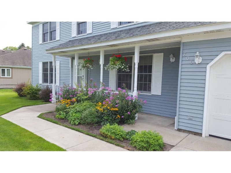 806 Aldon Dr, Saint Cloud, MN 56301