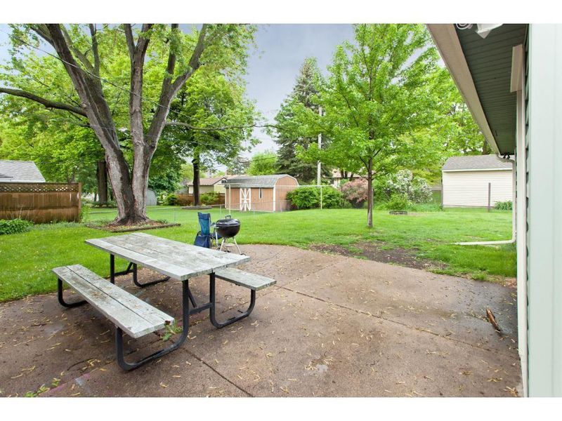7600 10th Ave S, Richfield, MN 55423