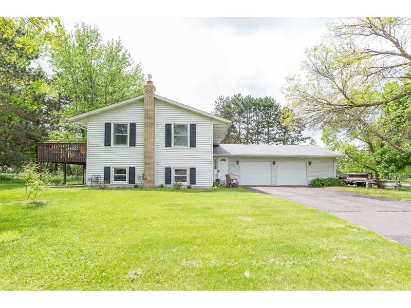 39050 Grand Ave, North Branch, MN 55056