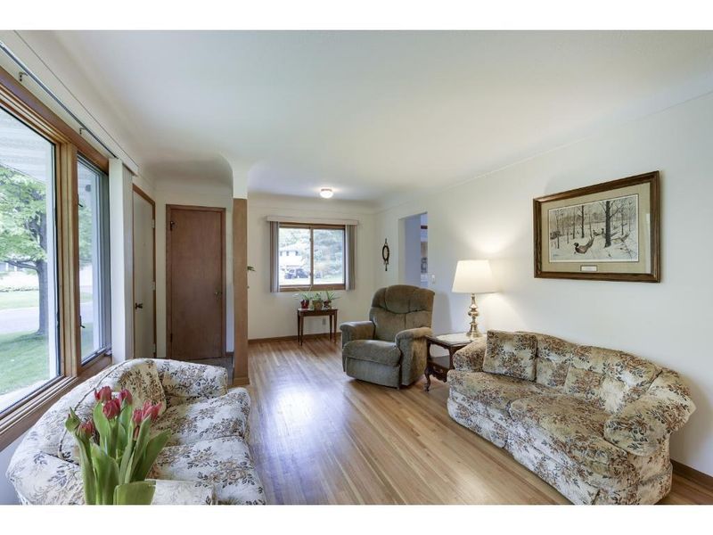 3901 Florida Ave N, Crystal, MN 55427