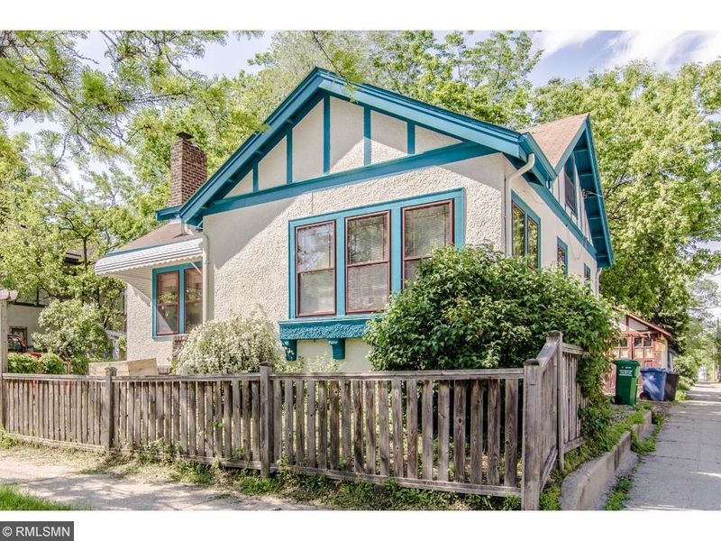 110 44th St E, Minneapolis, MN 55409