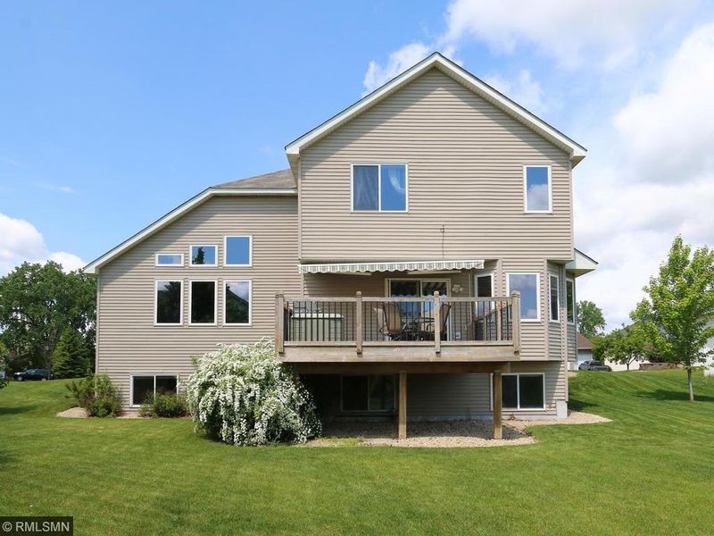 4217 99th Ave N, Brooklyn Park, MN 55443