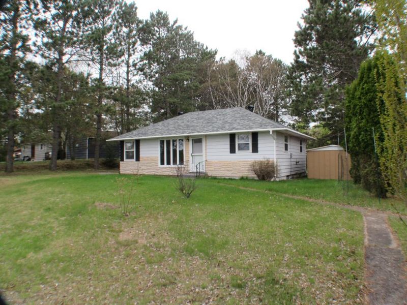4428 Cedar Island Dr, Eveleth, MN 55734