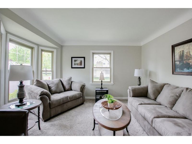 1839 Orange Ave E, Saint Paul, MN 55119