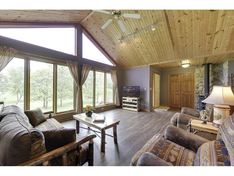 8605 Water Ave, Norwood Young America, MN 55397