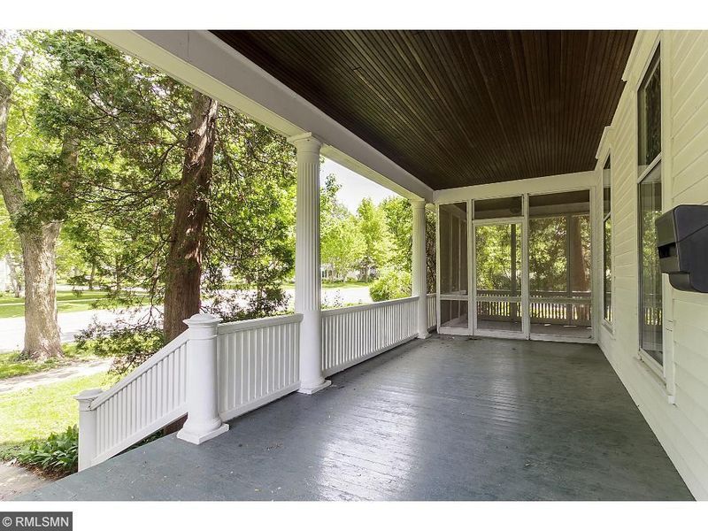 216 Nevada St, Northfield, MN 55057