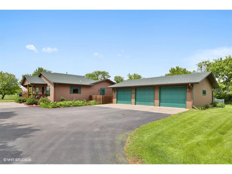 24110 108th St, Zimmerman, MN 55398