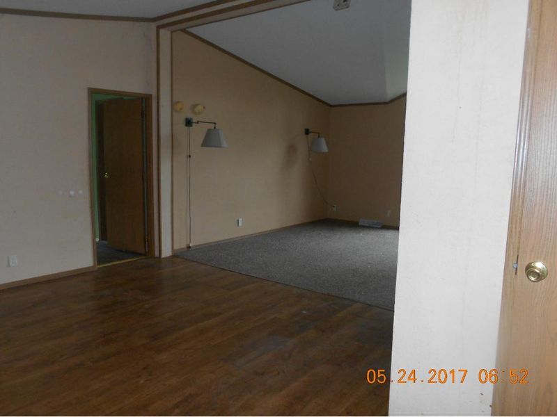 16797 320th Ave, Waseca, MN 56093
