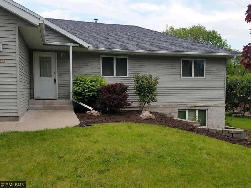 820 5th Ave N, Sauk Rapids, MN 56379