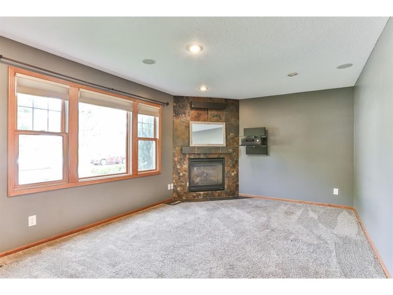 137 19th Ave N, Hopkins, MN 55343