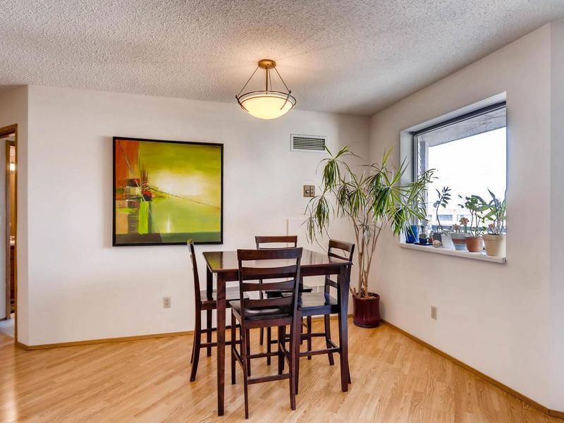 78 10th St E #R1001, Saint Paul, MN 55101