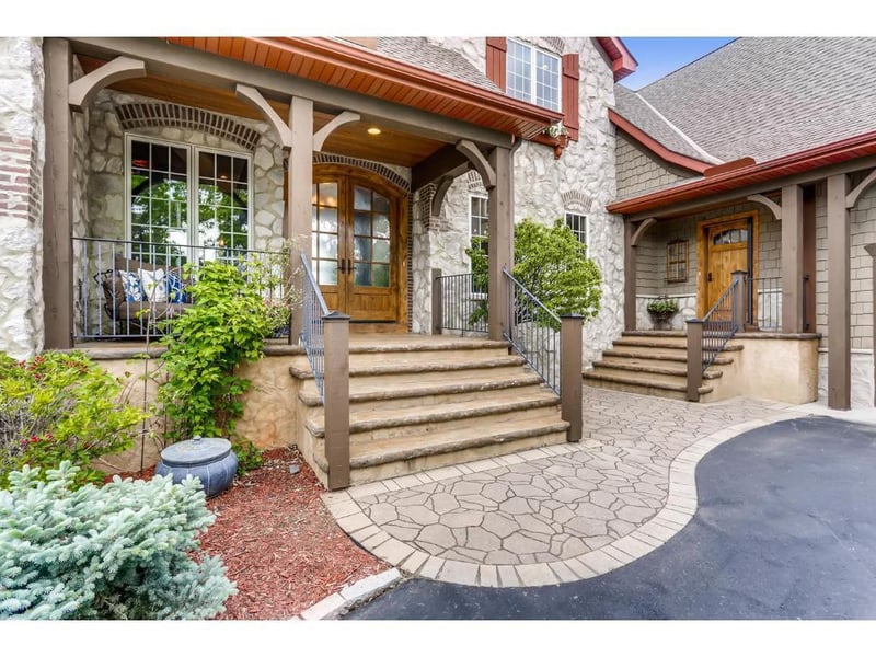 1426 Beachcomber Blvd, Waconia, MN 55387