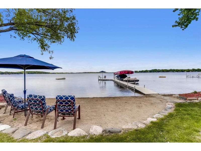1426 Beachcomber Blvd, Waconia, MN 55387