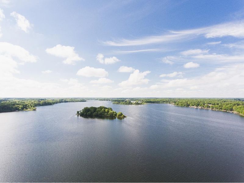 13422 322nd St, Lindstrom, MN 55045