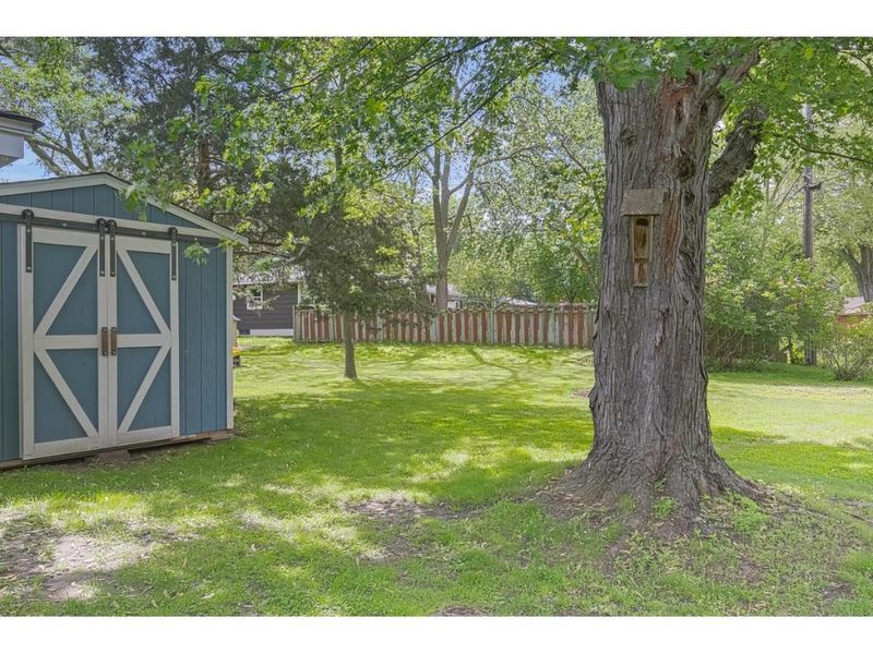 2102 Copper Ln, Eagan, MN 55122