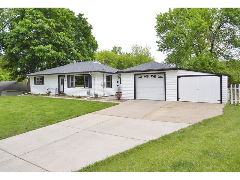 822 Rogers Row, Faribault, MN 55021