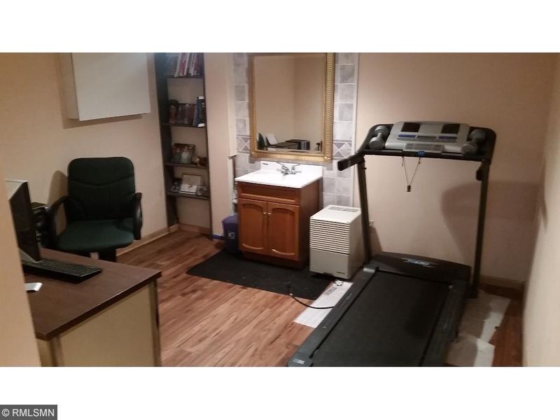 1249 Clark St, Saint Paul, MN 55130