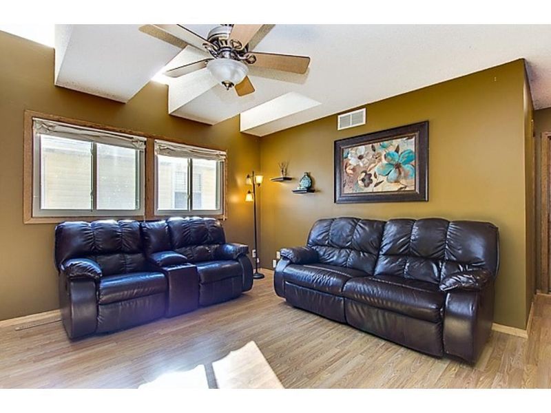 1918 Walnut St, Lauderdale, MN 55113